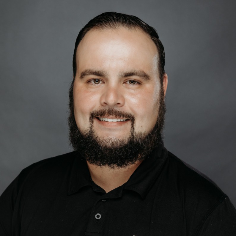 Headshot Daniel Hill