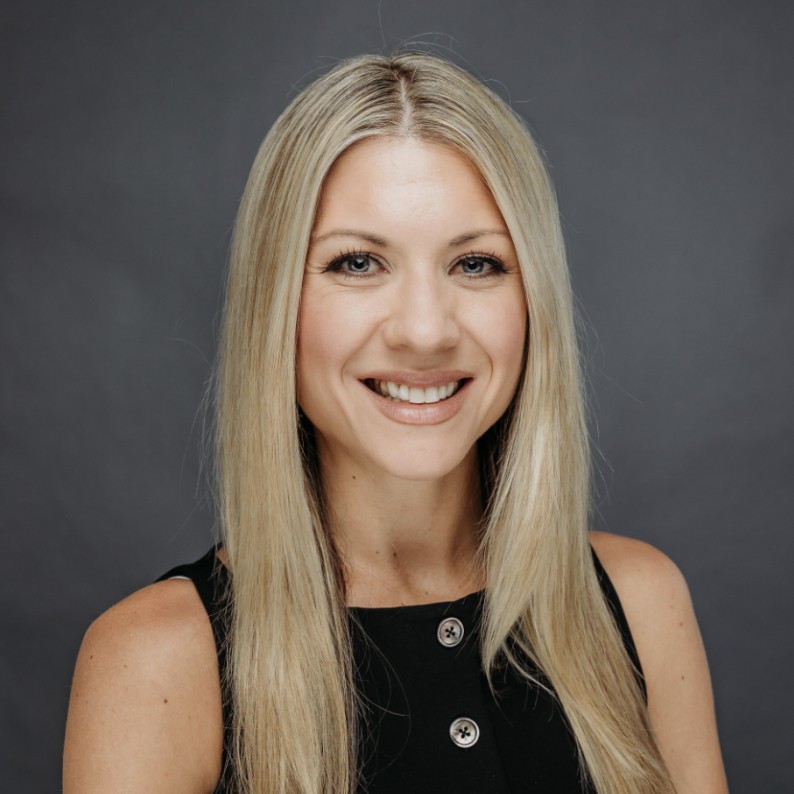 Headshot Kimberly McLaughlin