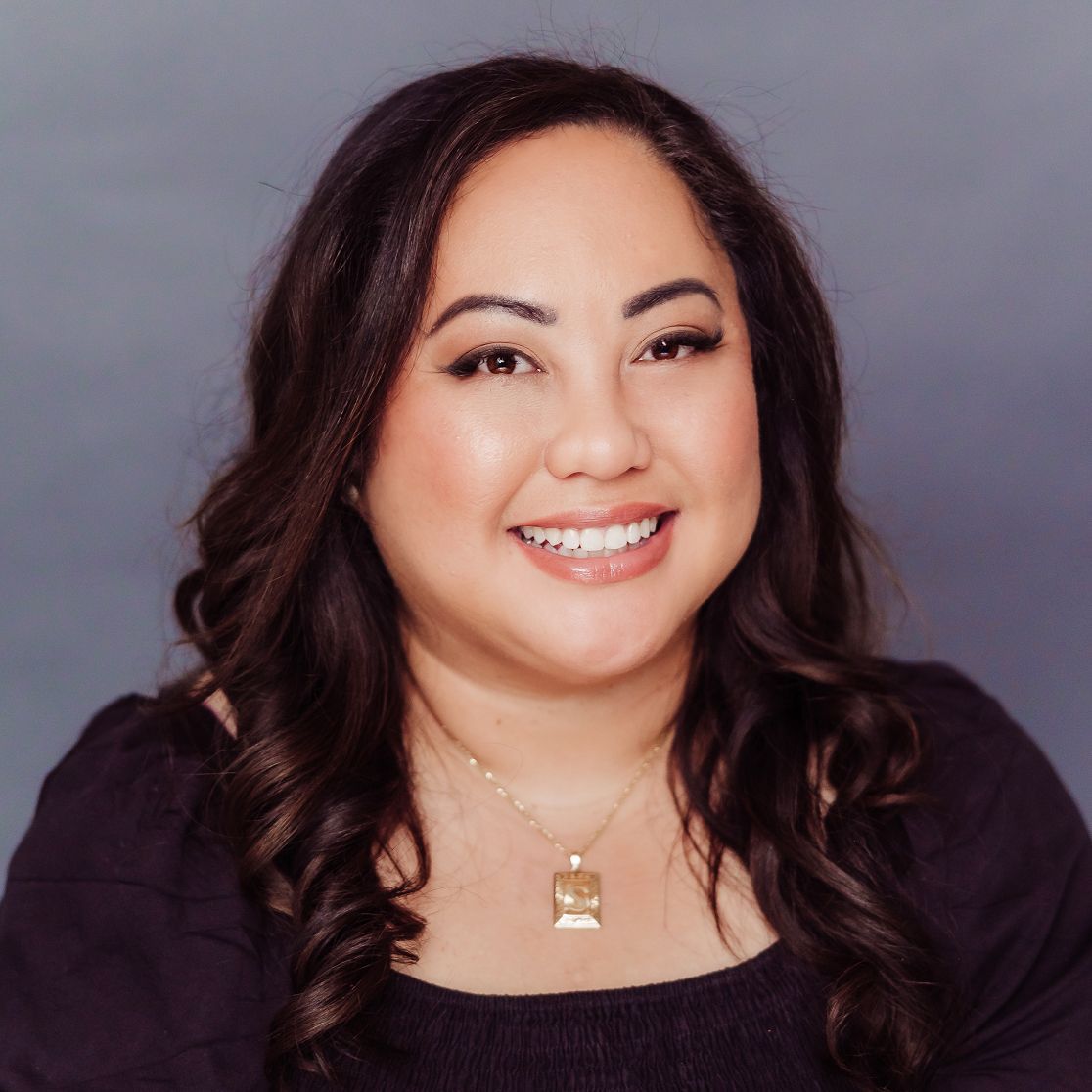 Headshot Shadette Soriano